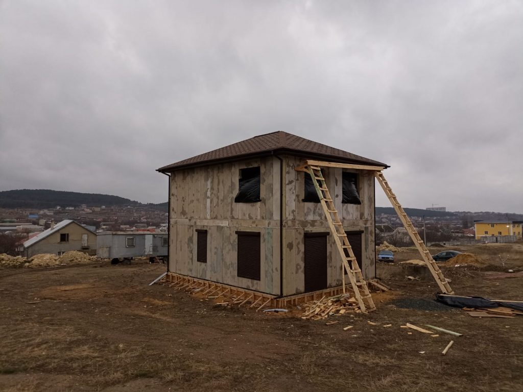 Дом из СИП панелей в Симферополе (Строгановка) 132 мкв. Завершен первый этап.